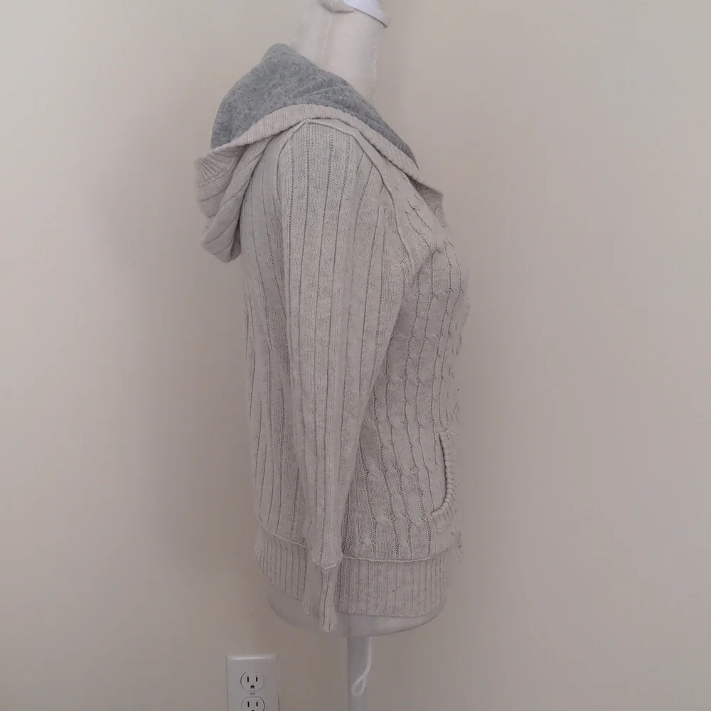American eagle button down sweater - Picture 4 of 7